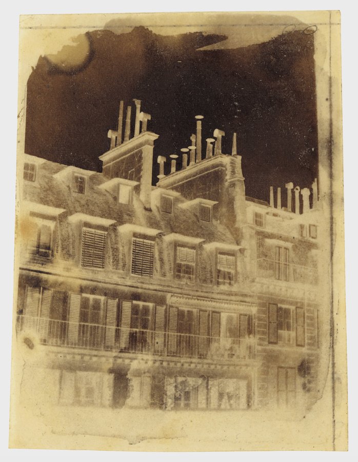 William Henry Fox Talbot, View from a window, rue de la Paix, 1843 – Courtesy of the artist & Hans P. Kraus Jr. Inc